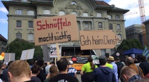 Demo 2014 in Bern für das Recht auf Privatsphäre Foto: Oliver Straub/Twitter